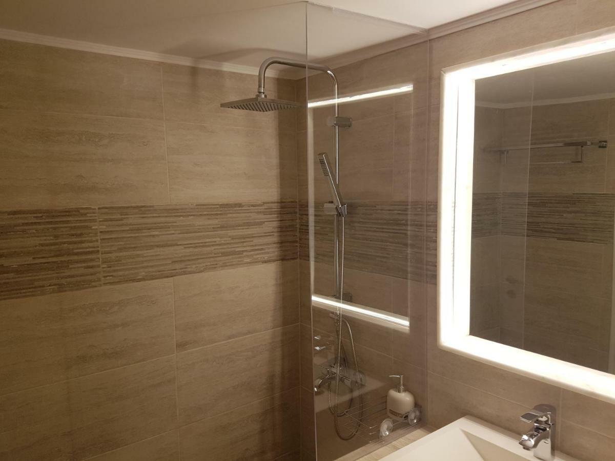 Apartamento John Beauty 50M2, Metro And Acropolis 5' Atenas Exterior foto
